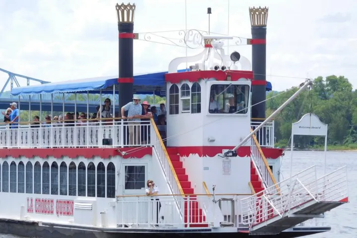 la crosse queen cruises